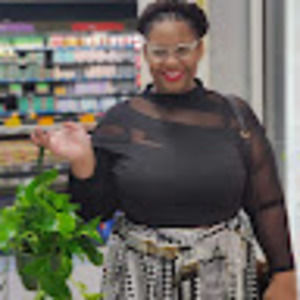 Meet your Posher, Crystal